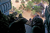 Aid from a helicopter near Obrenovac (photo: The Army of Serbia)